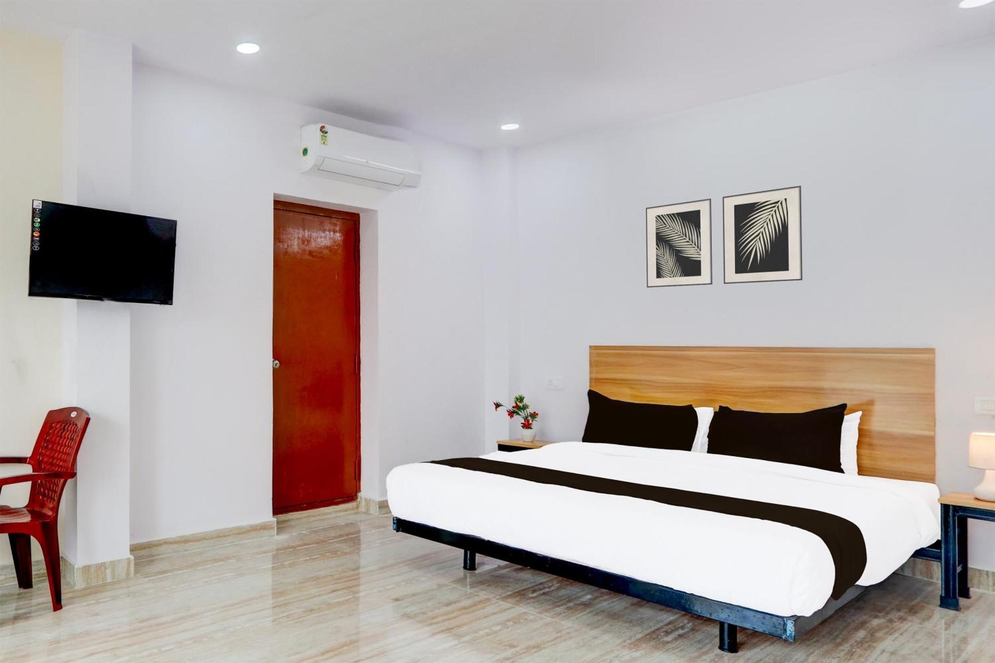 Hotel O Living Tree In Haydarabad Dış mekan fotoğraf